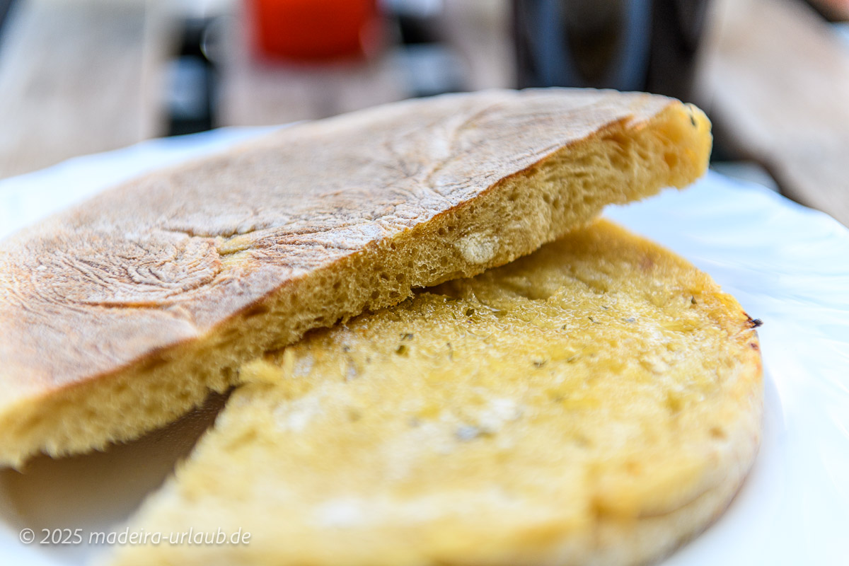 Bolo do Caco da Madeira