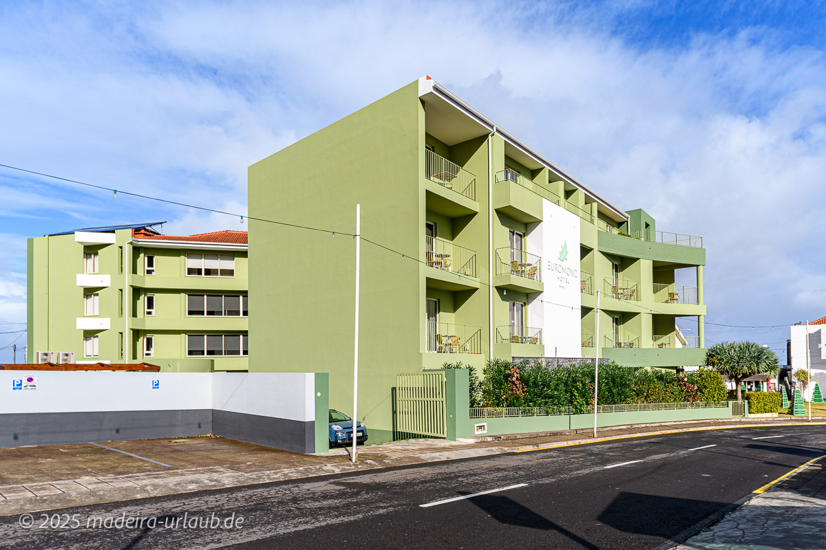 Hotel Euro Moniz Einfahrt Parkplatz